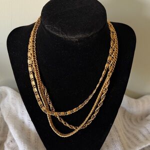 Vintage Monet Elegant Gold Chain Necklace